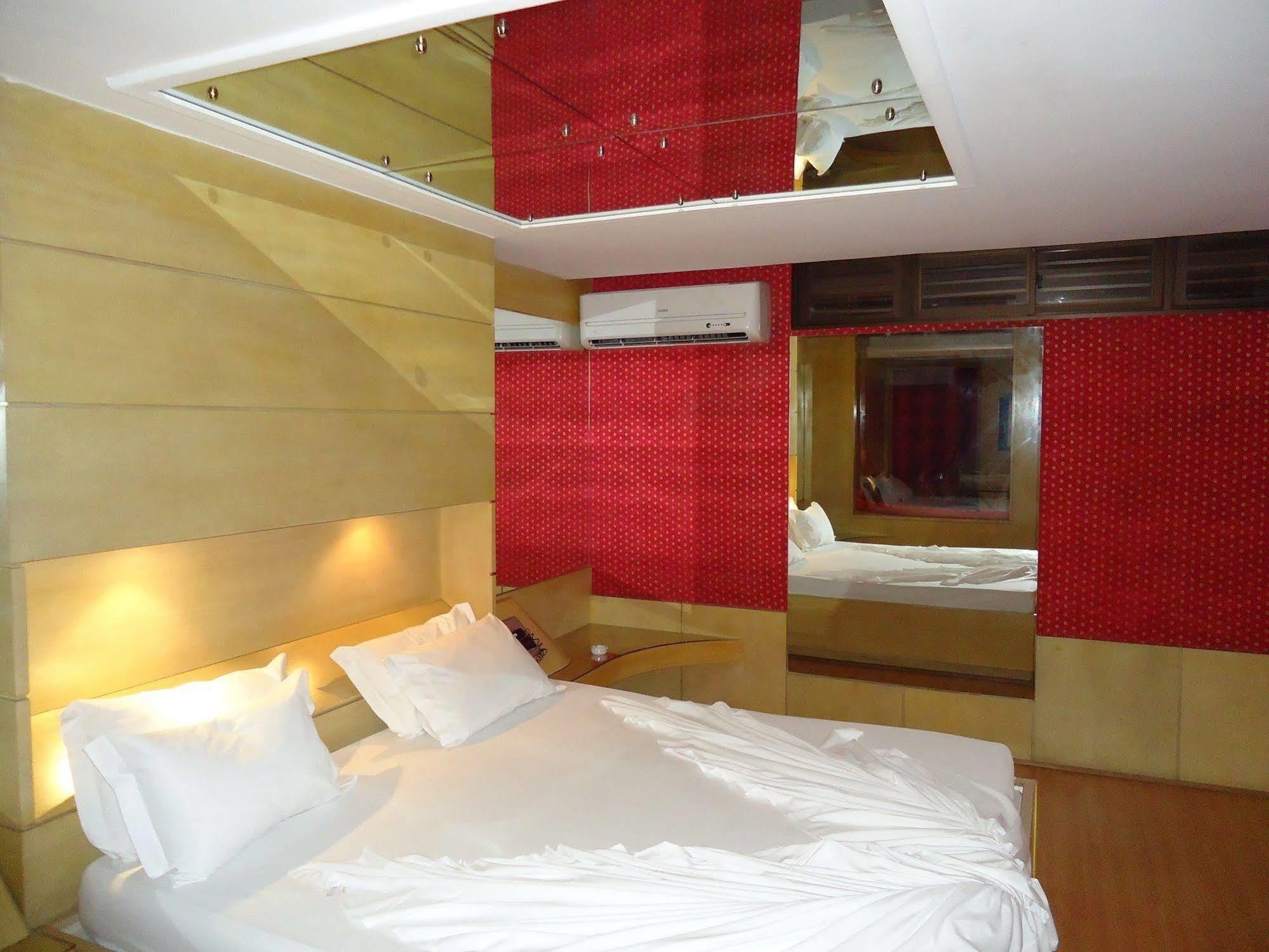 Motel Sunny (Adults Only) Belo Horizonte Zewnętrze zdjęcie